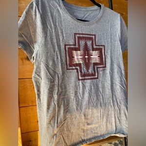 Pendleton T shirt size L